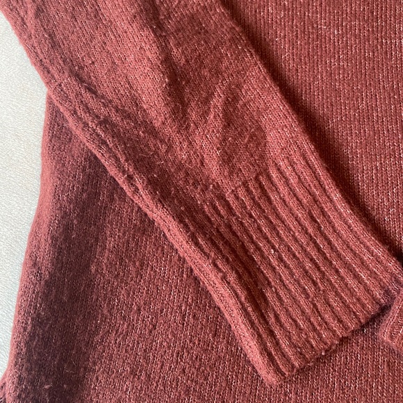 Garage Sweater - Picture 3 of 4